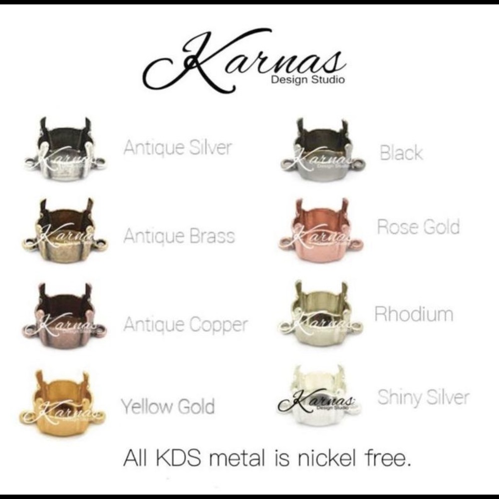 HAUNT IT Stud Earrings Crystal KDS - Picture 3 of 3